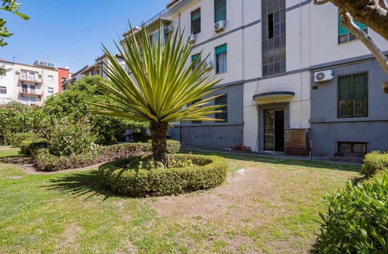 Mi Casa Tu Casa - Guest House คาตาเนีย ภายนอก รูปภาพ