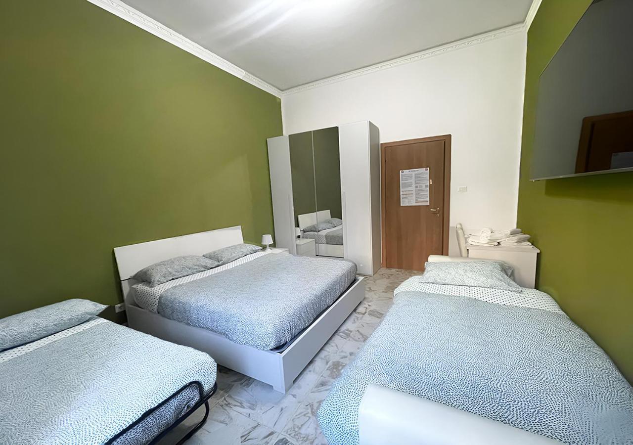 Mi Casa Tu Casa - Guest House คาตาเนีย ภายนอก รูปภาพ