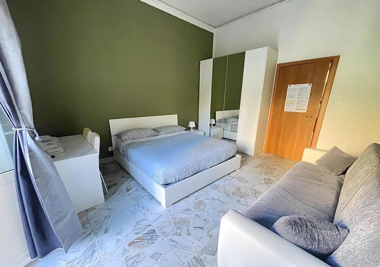 Mi Casa Tu Casa - Guest House คาตาเนีย ภายนอก รูปภาพ