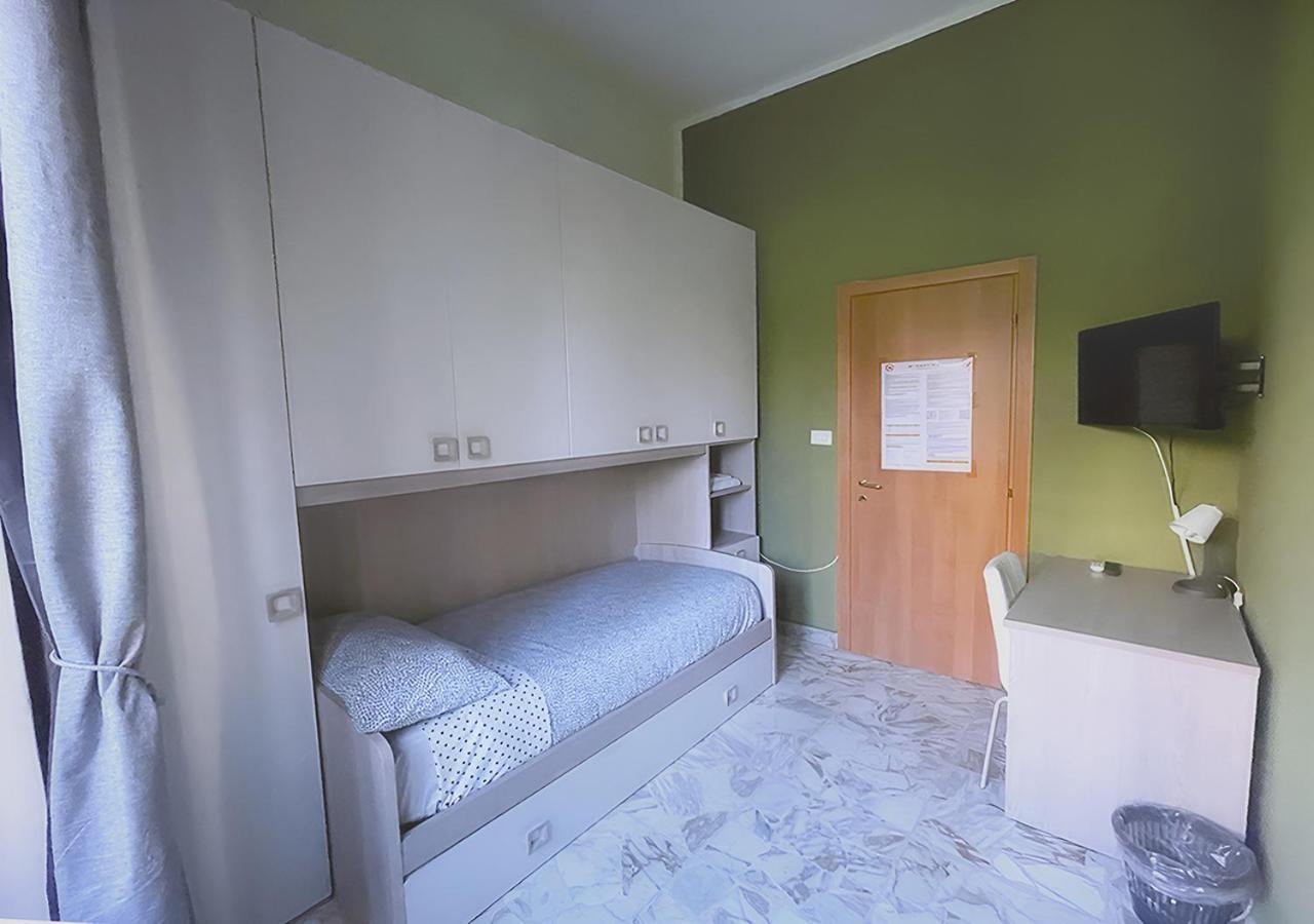 Mi Casa Tu Casa - Guest House คาตาเนีย ภายนอก รูปภาพ