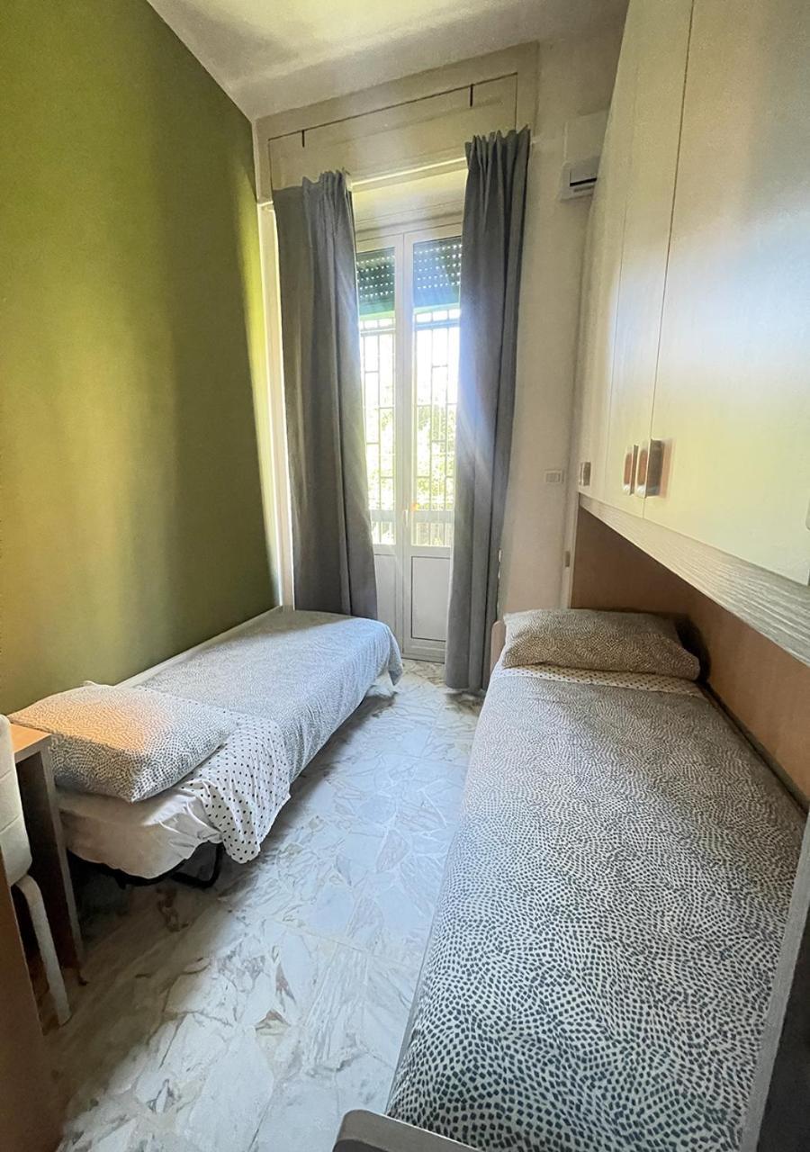 Mi Casa Tu Casa - Guest House คาตาเนีย ภายนอก รูปภาพ