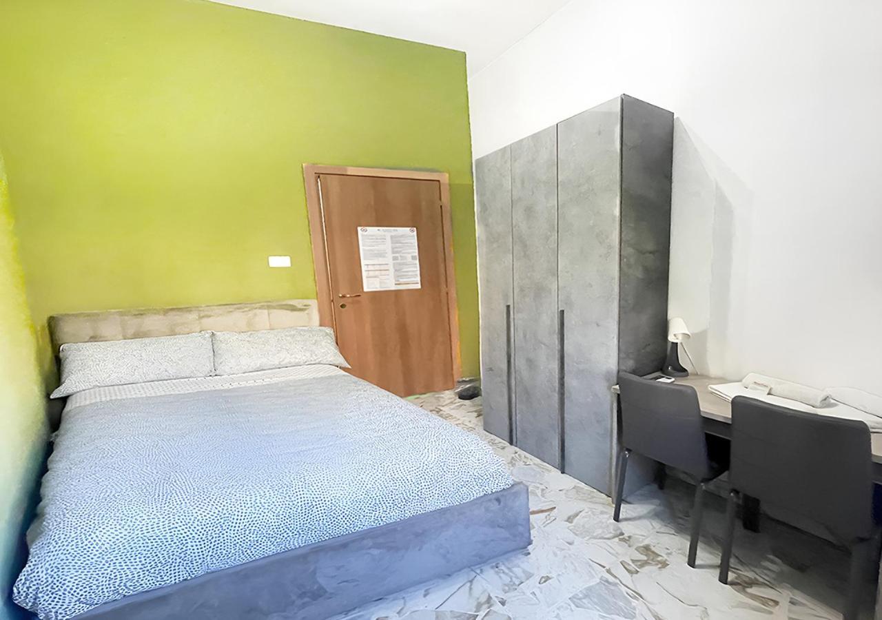 Mi Casa Tu Casa - Guest House คาตาเนีย ภายนอก รูปภาพ